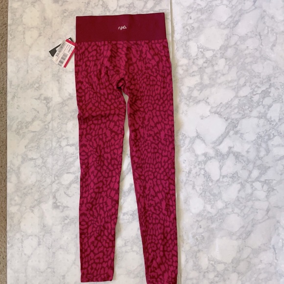 RYKA SEAMLESS ANIMAL PRINT LEGGINGS